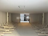 アーバネックス錦糸公園3 広いエントランスホールから奥の玄関が見える共用部の様子