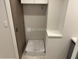 アーバネックス錦糸公園3 洗濯機置き場から上部収納までの空間を備えた洗面脱衣室