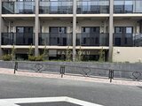 ビューテラス茗荷谷 前面道路から見たモダンなマンション外観