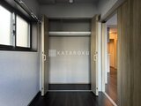 ビューテラス茗荷谷 開放的なキッチンへと続く玄関ホール
