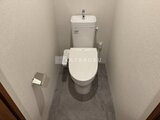 アスマチメゾン両国2 温水洗浄便座付きのコンパクトなトイレ空間