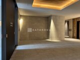 OAKLANCE森下2 明るい照明が広がるモダンなエレベーターホール