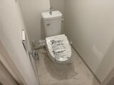 THE PALMS大島 温水洗浄便座付きのコンパクトなトイレ空間