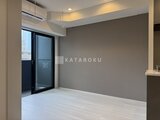 アークマーク大塚 モダンなアクセントクロスが印象的なリビングダイニングと洋風バ