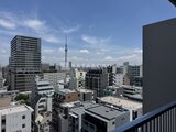 リビオメゾン浅草橋 バルコニーから眺めた浅草エリアの街並みと東京スカイツリー