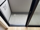 CREATIF本所吾妻橋 エレベーターホールから見た落ち着いた色合いの室内入口