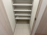 CREATIF本所吾妻橋 可動棚付きの奥行きのあるシューズクローク