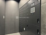 コンフォリア・リヴ押上ノース モダンなデザインのメールボックスとモニター付きエントランスホ