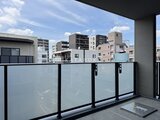 コンフォリア・リヴ押上ノース 開放的なバルコニーからの周辺街並みの眺望