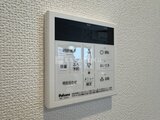 エスレジデンス亀戸バーム 壁に取付けられたパロマ製の浴室暖房乾燥機の操作パネル