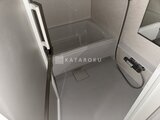 リテラス南千住サウス モダンなシャワーブースと浴室の様子