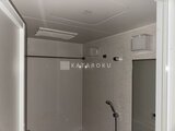 リテラス南千住サウス 落ち着いた色合いのタイル張りシャワールーム