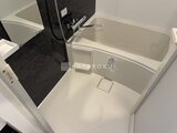 エスレジデンス千住大橋ブロード ゆとりのあるバスルームと洗い場を備えた浴室
