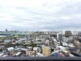 プレディアコート北千住 高層階から見た街並みと河川が広がる眺望