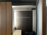 パークアクシス住吉ガーデンスクエア エレベーターホールから見た廊下の奥行き感と間接照明の落ち着い