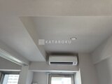 パークアクシス住吉ガーデンスクエア 明るいエアコン付きのリビングダイニング天井部分