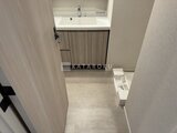 パークアクシス住吉ガーデンスクエア 白を基調とした落ち着いた印象の洗面脱衣室
