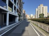 ES-Grande錦糸町ザ・クラス 建物1階が店舗で上層が住宅の、街並みに溶け込んだ外観