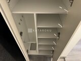 ES-Grande錦糸町ザ・クラス 収納たっぷりの可動式シェルフが付いた明るいクローゼット空間