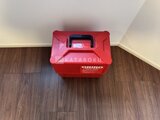ES-Grande門前仲町デュオ 室内に設置された赤い防災備品ボックス