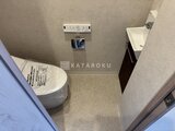 プライムブリス森下スタジオ 温水洗浄便座付きのコンパクトなトイレ空間