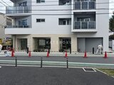 ブランシエスタ品川大井町パークエッジ 前面道路から見たモダンな外観、1階に開放的なエントランスを備