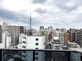 デュオフラッツ浅草田原町ネスト 高層階から見た東京スカイツリーと街並みの開放的な景観