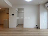 アーバネックス住吉 明るい光が入るリビングダイニング
