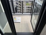 ドゥーエ両国5 バルコニーから見た開放的な屋外スペース