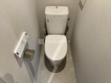 デュオメゾン品川戸越 温水洗浄便座付きの清潔感あるトイレ空間