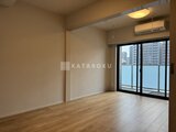 デュオメゾン品川戸越 大型窓から光が入る明るいリビングダイニング