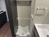 コンフォリア・リヴ茅場町 洗濯機置き場付きのコンパクトな洗面スペース