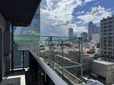 リージア代々木ビナリオ 都市景観を望む開放的なバルコニーの様子