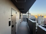 デュオフラッツ大森イースト 共用廊下から眺めた街並みの様子