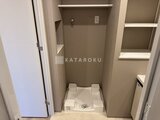 デュオフラッツ大森イースト 洗濯機置きスペース付きのユーティリティルーム