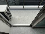 コンフォリア・リヴ文京千駄木 天窓から光が差し込む開放的なテラス空間