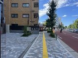 ザ・レジデンス・オブ・トーキョーN15 前面道路から見た建物と周辺環境の様子