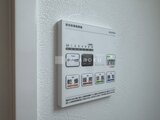 エルファーロ目黒3 浴室換気暖房乾燥機の操作パネル