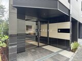 スタイリオ東品川 モダンなデザインのエントランスホール