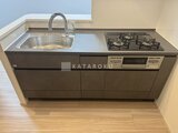 スタイリオ東品川 シンク・ガスコンロ・電子レンジがそろったコンパクトなキッチン