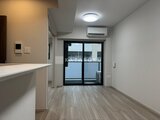 スタイリオ東品川 明るいLDKから大きな窓越しに眺望が見える開放的な空間