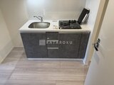 エレミ本蓮沼 ガスコンロ付きのコンパクトなキッチン空間