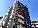 ハイズ三ノ輪2 晴天下で撮影した清潔感のあるマンション外観