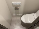 ハイズ三ノ輪2 温水洗浄便座付きのモダンなトイレ空間