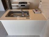 ハイズ三ノ輪2 広々としたカウンタートップのシンク付きキッチン
