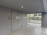 グランパセオ押上八広 明るい採光が入るエントランスホール