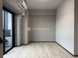 グランパセオ押上八広 明るく落ち着いた色調の1Kの居室