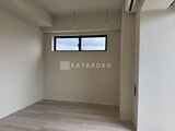 コンフォリア・リヴ駒込西ヶ原 採光窓付きのシンプルで落ち着いた1R・1K空間
