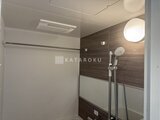クリアル文京千石2 落ち着いたアクセントパネルが特徴的なバスルーム