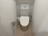 クリアル文京千石2 温水洗浄便座付きのモダンなトイレ室内